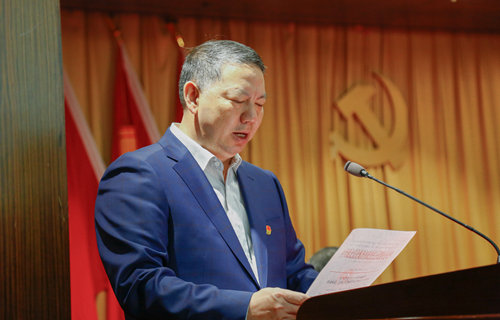 宜化集團(tuán)召開2019年慶?！拔逡弧眹H勞動節(jié)暨表彰大會(圖5)