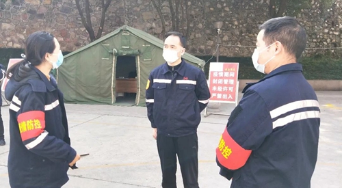 周金平先后到楚星公司、松滋肥業(yè)、實(shí)訓(xùn)基地和股份公司檢查疫情防控工作(圖4)