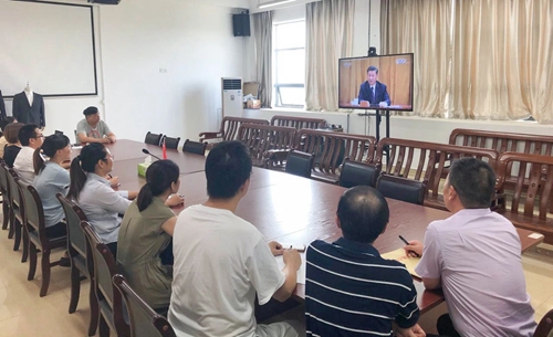 向抗疫英雄致敬！宜化集團組織收看全國抗擊新冠肺炎疫情表彰大會(圖13)