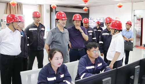 宜昌市政協(xié)主席宋文豹一行到青海宜化、青海黎明走訪調(diào)研(圖1)