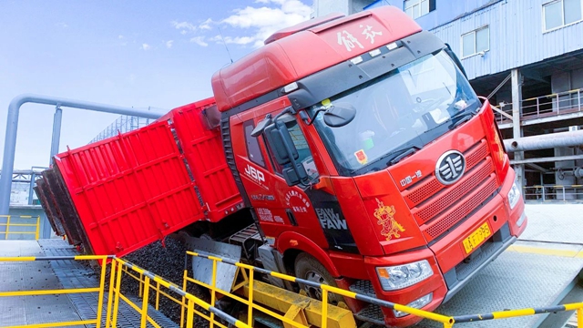 現(xiàn)場(chǎng)無(wú)人化！新疆宜化自動(dòng)卸車(chē)系統(tǒng)上線(圖2)