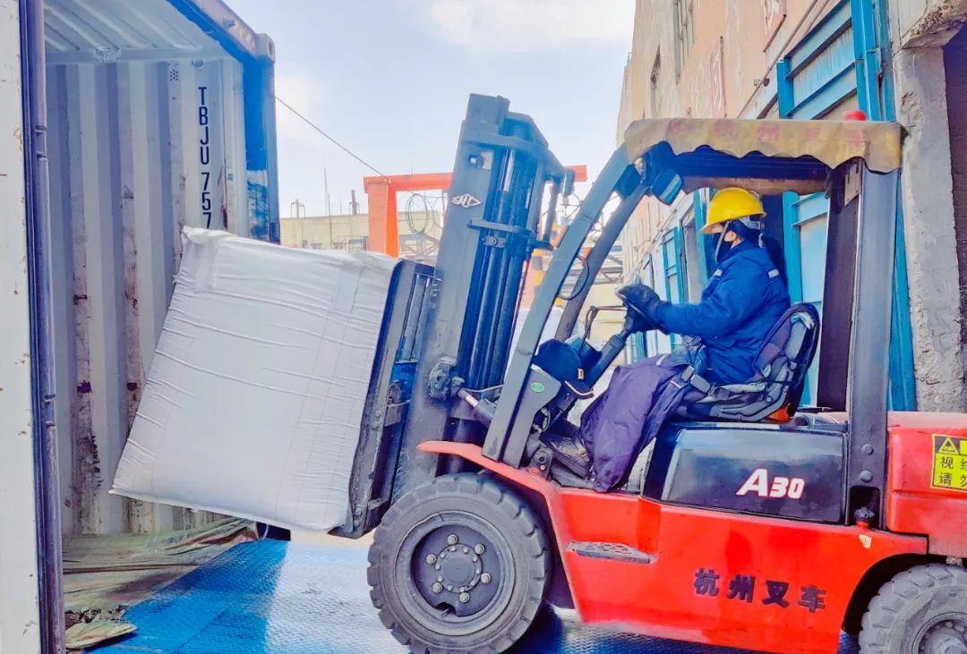 揚(yáng)帆出海！內(nèi)蒙宜化開啟綠色物流新模式(圖4)
