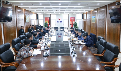宜昌市國資委黨委書記、主任黃智華一行到宜化集團(tuán)調(diào)研